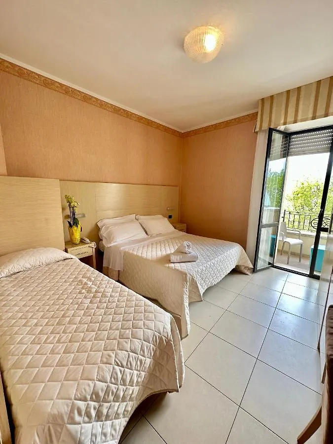Hotel Metropole Rimini 3*,  Italië